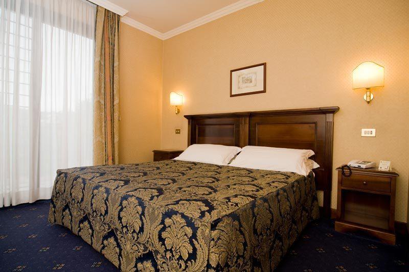 Appia Park Hotel Rome Exterior photo